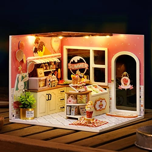 DIY Miniature Dollhouse Kit - Warm Moment 1:24