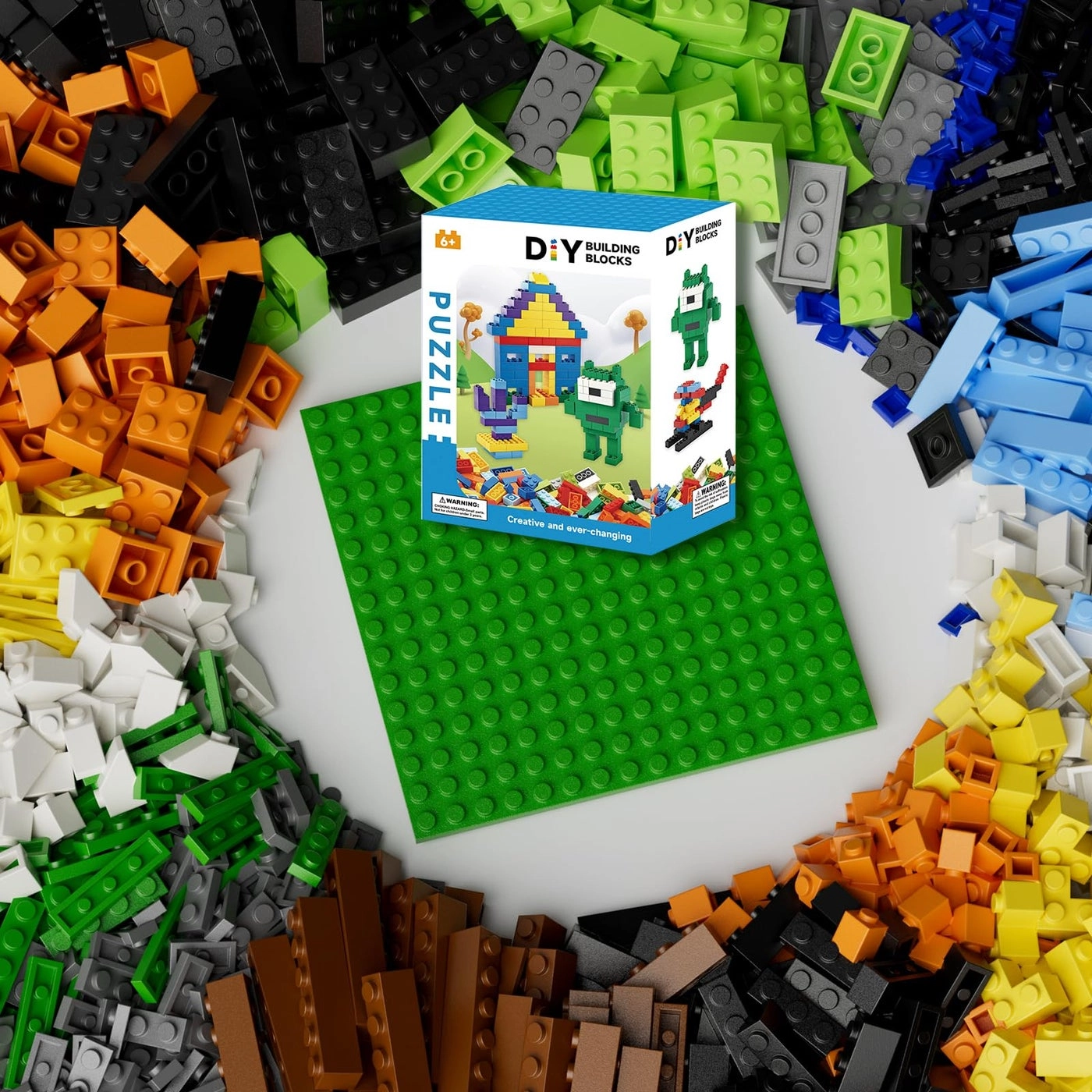 Classic Building Bricks - 500pcs + Baseplate - Green
