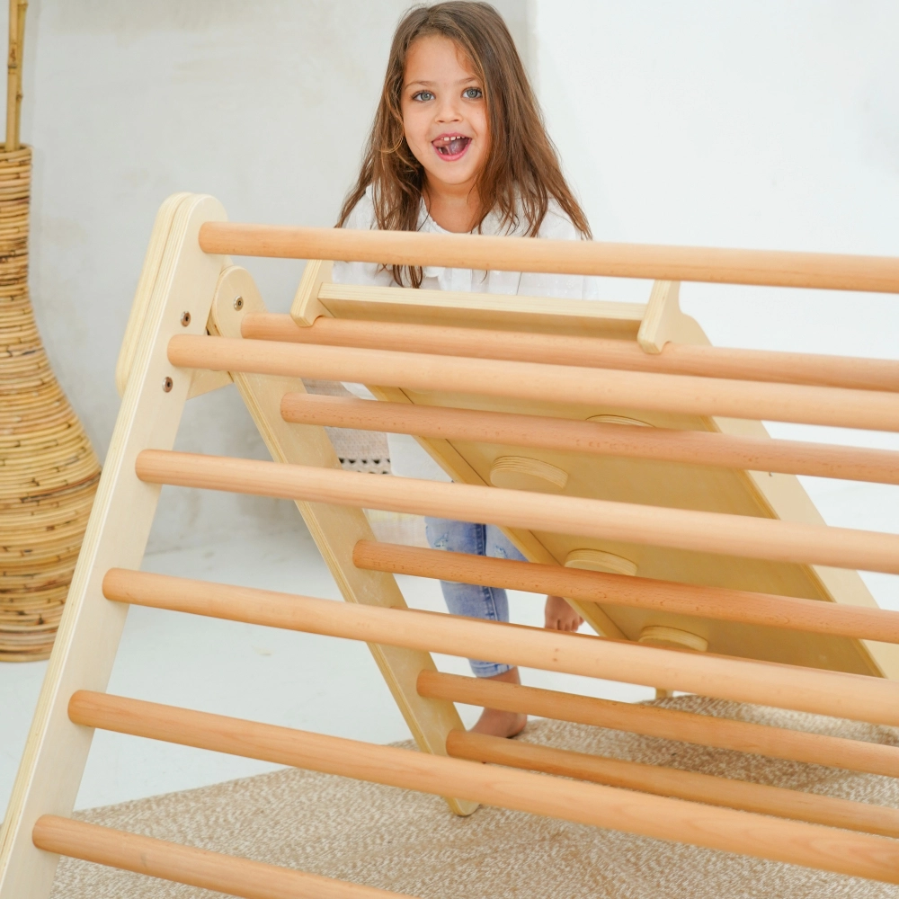 Pikler Triangle - Foldable Natural 80 x 90 x 102 cm + Reversible Ramp - 116 x 41 cm