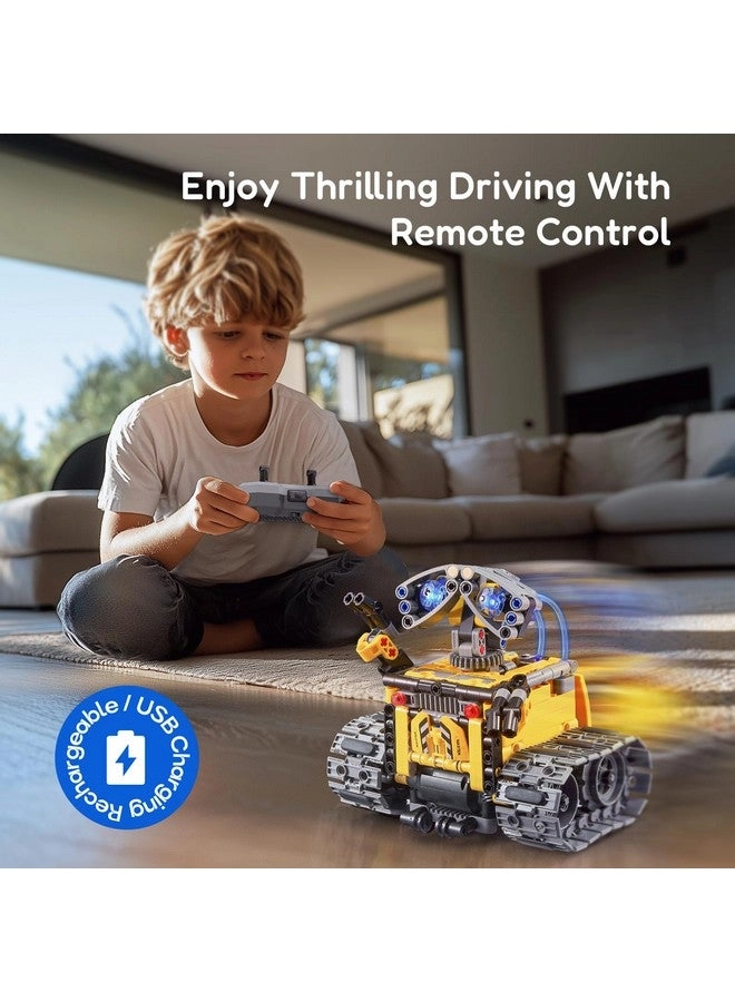 Robot Building Kit - 8 years+ 631 pieces