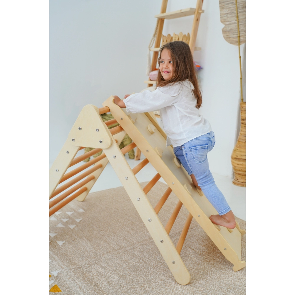 Pikler Triangle - Foldable Natural 80 x 90 x 102 cm + Reversible Ramp - 116 x 41 cm