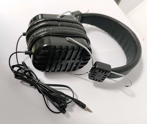 950BT Wired Headphone