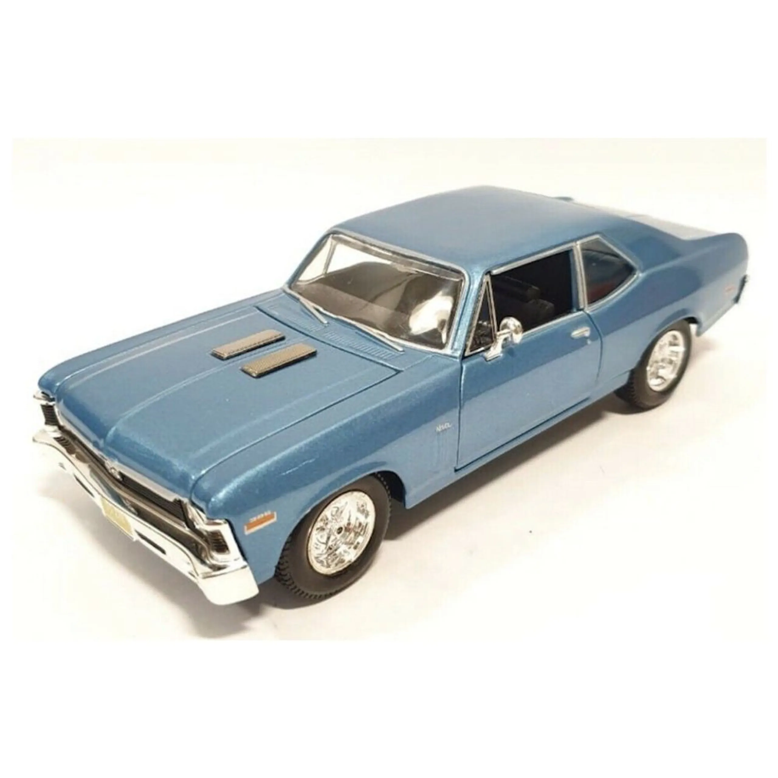 Cheverolet Nova - 1:18