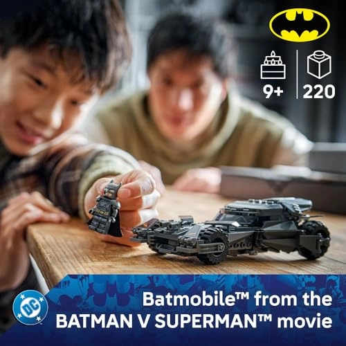 DC Batman v Superman Batmobile (76331) - Minifigure Golden Coin