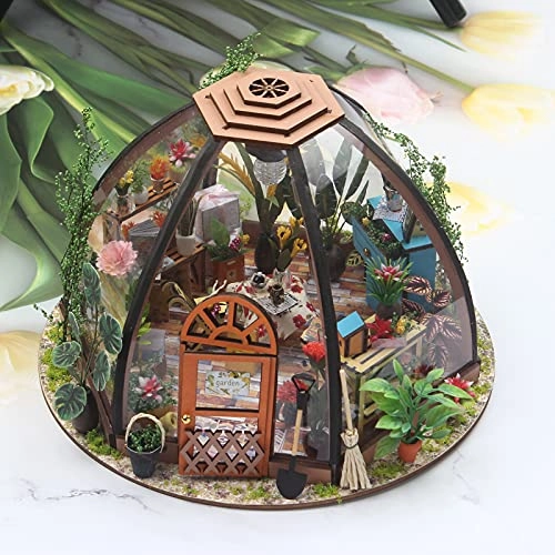 Miniature Dollhouse Kit - 1:24