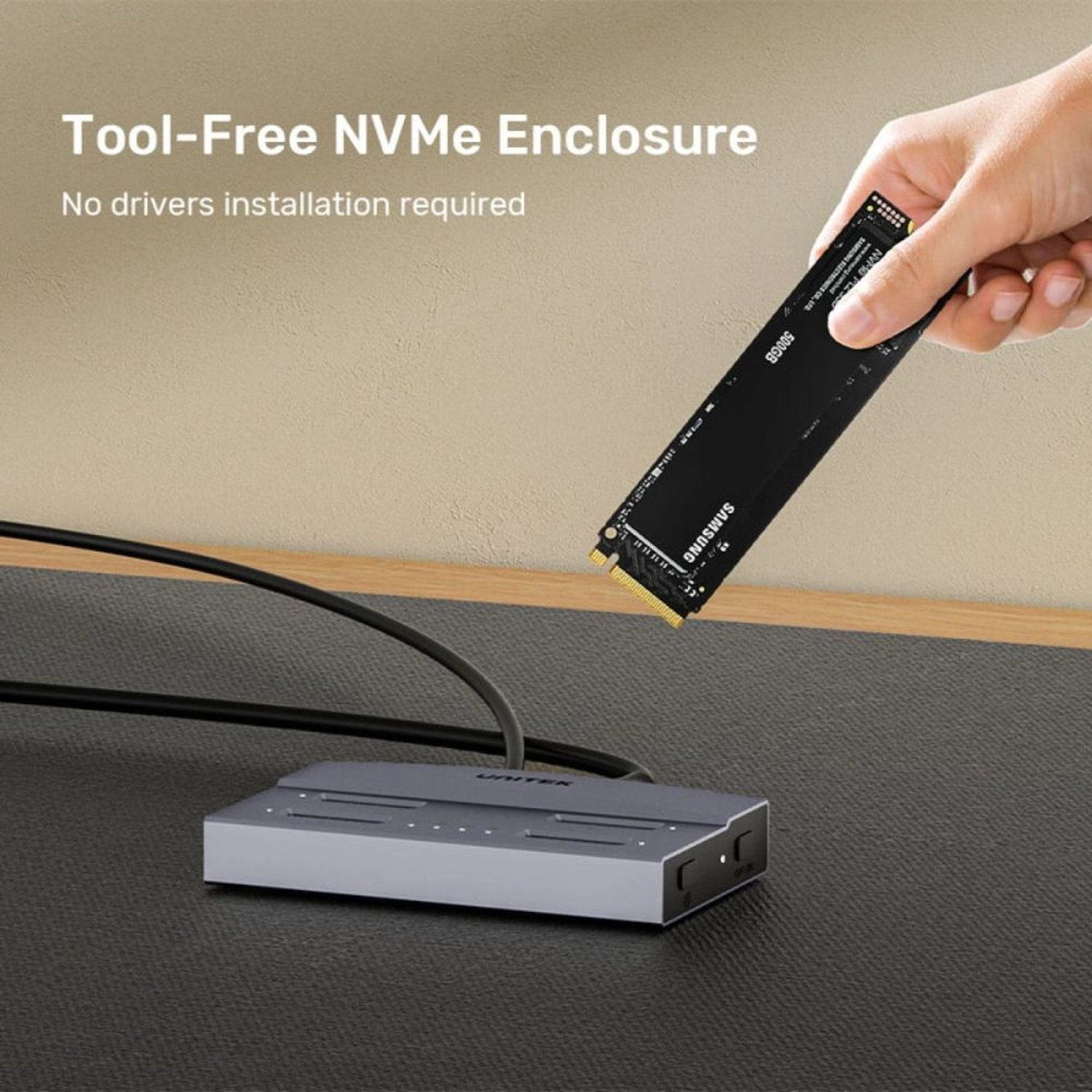 USB4 4-Bay M.2 SSD Docking Station - 4