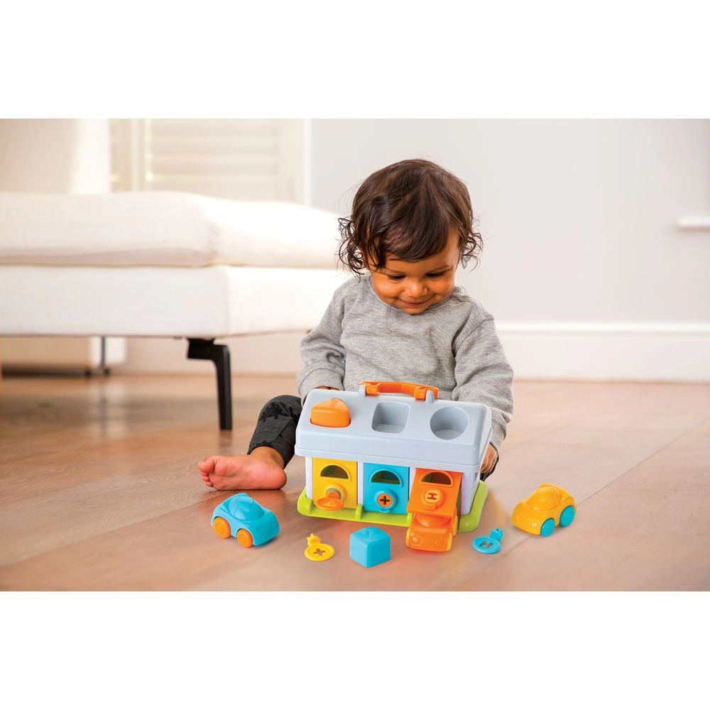 Park N Sort Garage - Suitable for 12 months and above