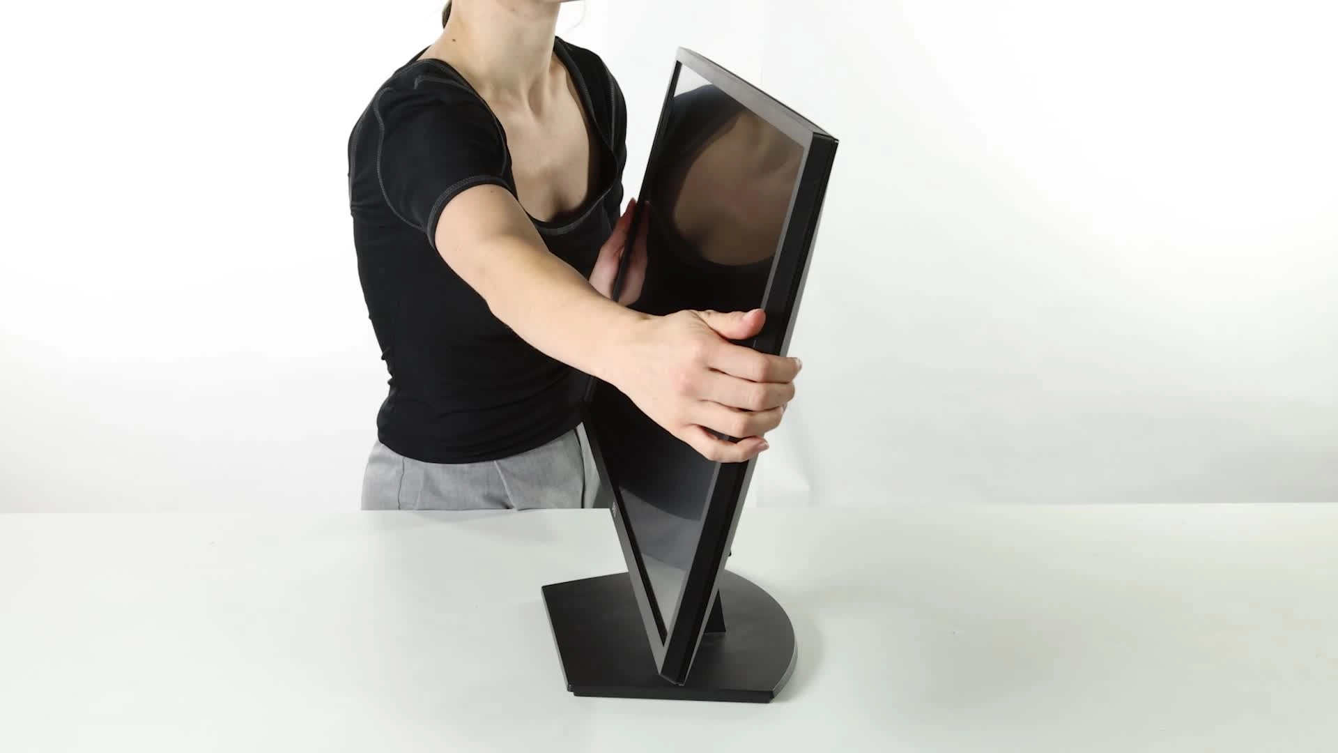 SE2722HX - 27 inch 1920 X 1080