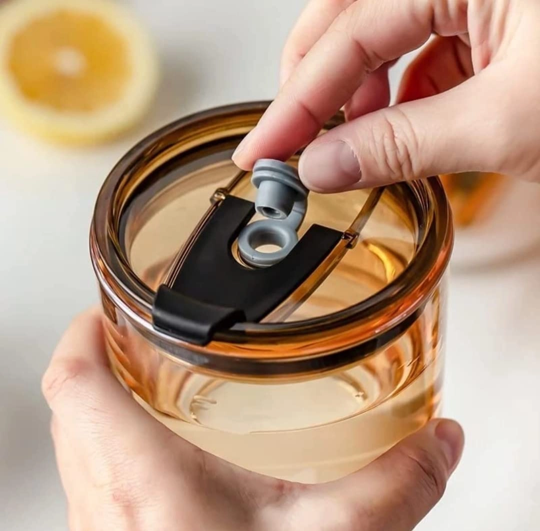 Sipper Glass Tumbler - 1 pcs With Lid and Straw 435 ml
