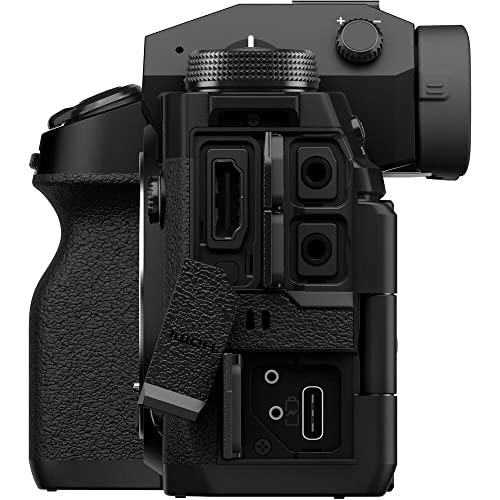 X-H2S + SF-M Tough Memory Card + Soft Bag + Memory Card Reader + Corel Photo Software + Flexible Tripod + Memory Card Wallet + Cleaning Kit + Hand Strap