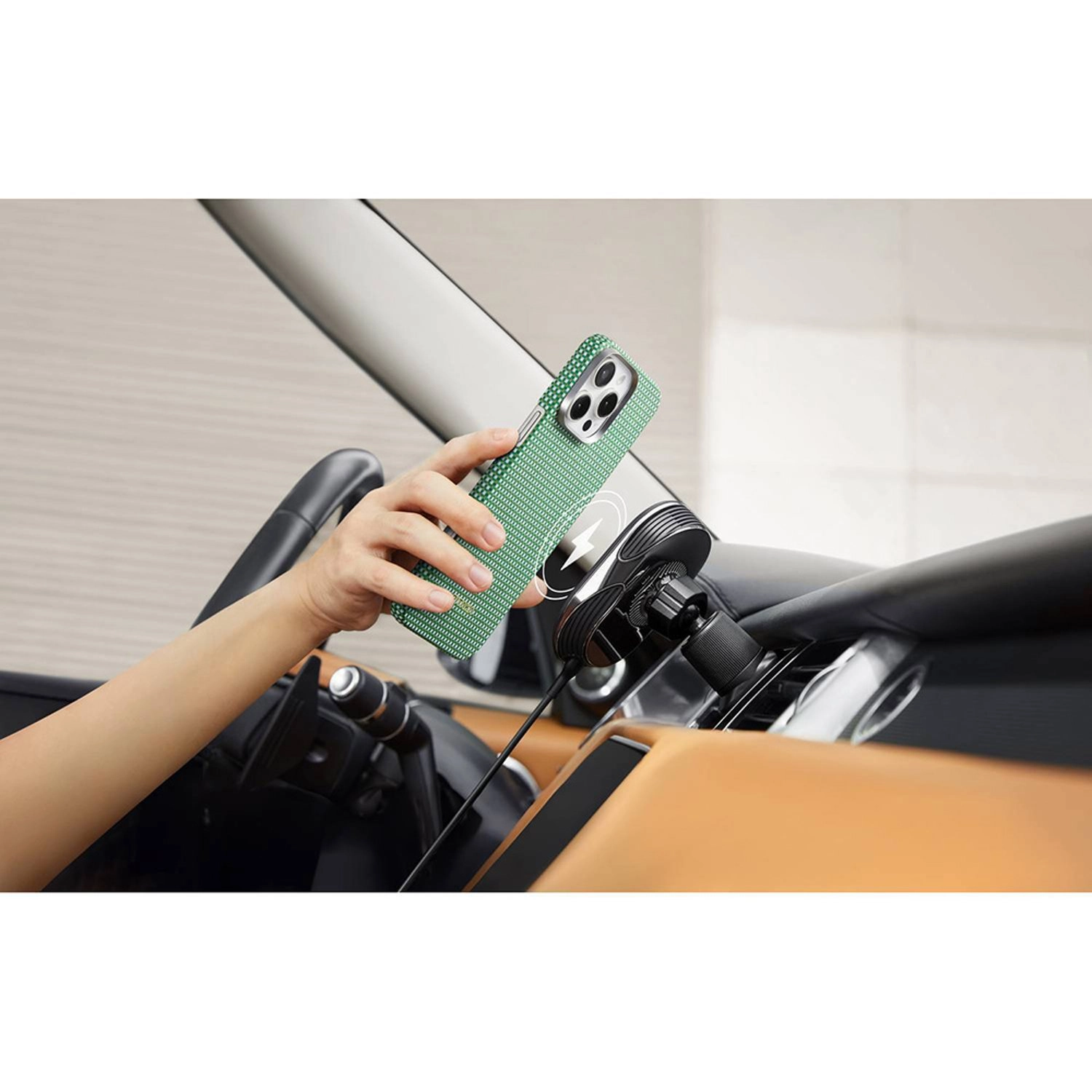 Ultra Slim Case with MagSafe for iPhone 16 Pro