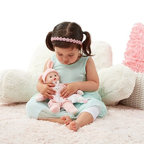 Kitty Huggable Huggums - 12-inch Light Skin Tone Blue Eyes