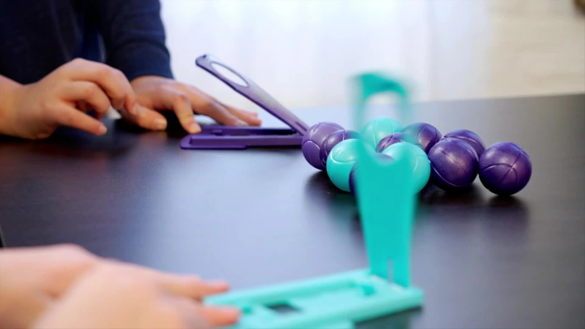 Connect 4 Shots: Space Jam A New Legacy Edition