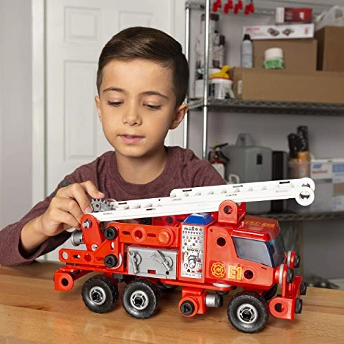 Junior Fire Engine - 163 pcs for ages 5+