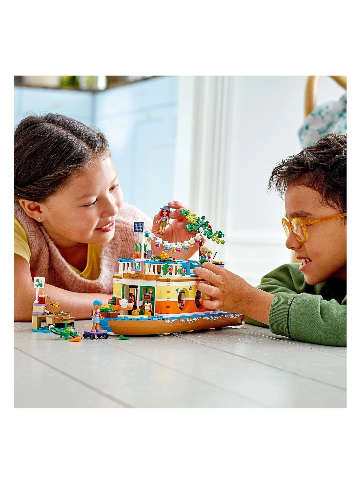 LEGO Friends The Barge Boat (41702) - Animals