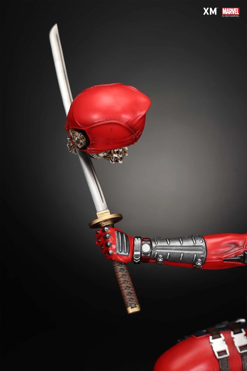 Lady Deadpool - 1/4 Scale Polystone Statue