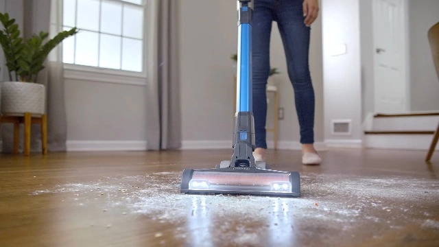 20V MAX Cordless Drill - 1.5 Ampere-hour Kit