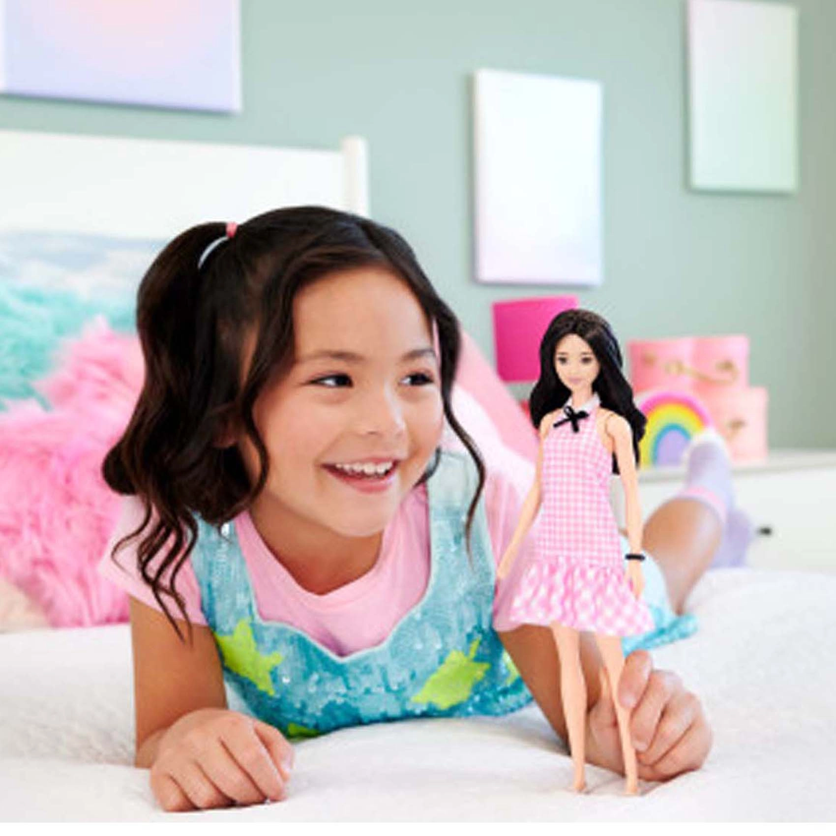Fashionistas #224 - Black Wavy Hair Pink Gingham Dress Ages 3+