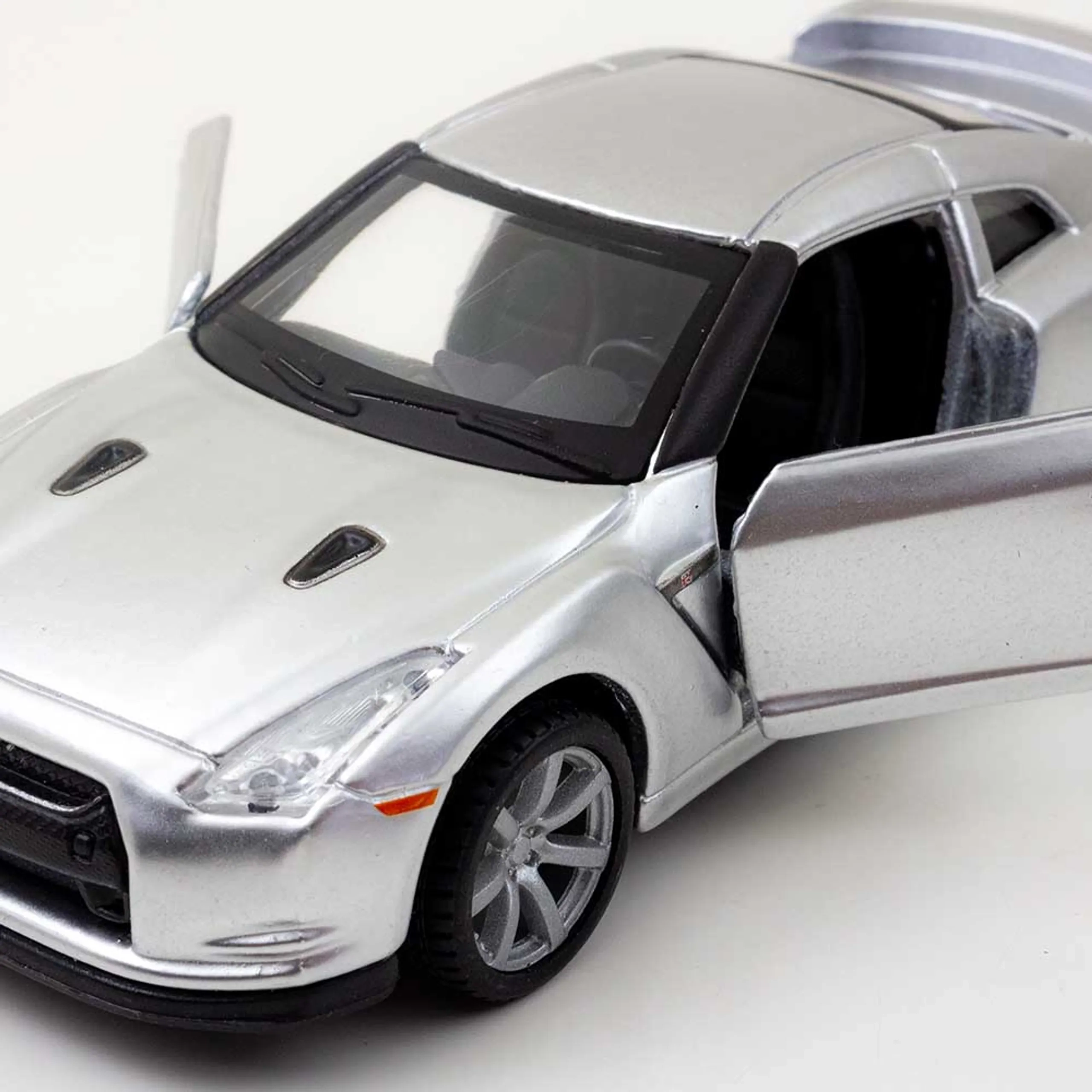 Nissan Gtr - Pullback Die Cast