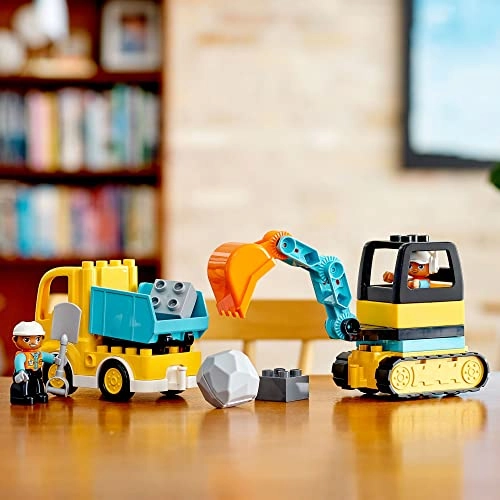 Construction Truck and Tracked Excavator (10931)