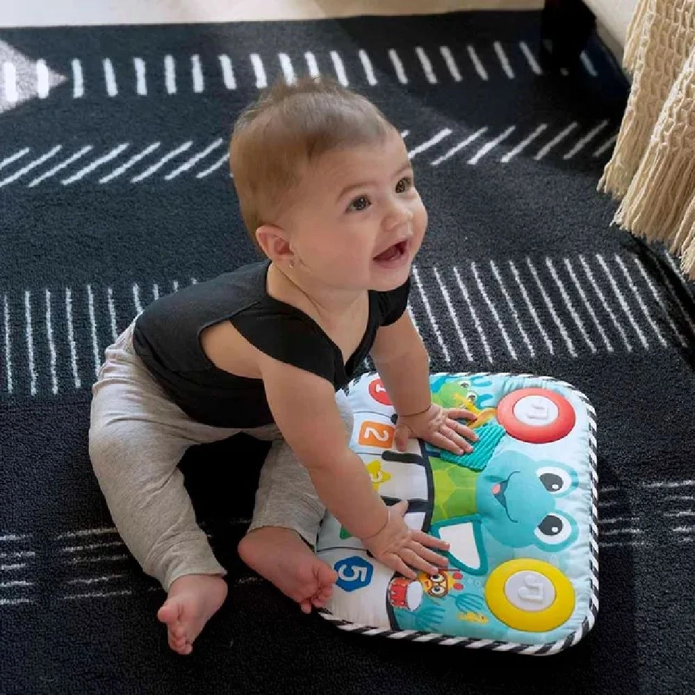 Neptunes Kick & Explore - 6 months