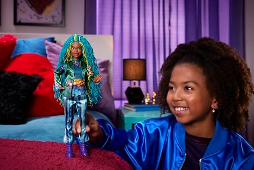 Uliana Fashion Doll - Movie-Inspired Clothes Seashell Necklace Ages 4+