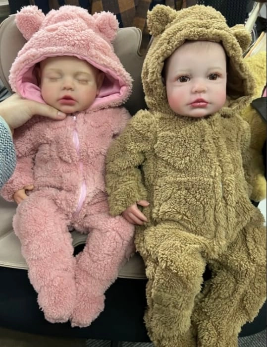 BABESIDE JUSS002NC+KRTSWA-TC3 - Reborn Doll Vinyl Pink & Brown Ages 3+