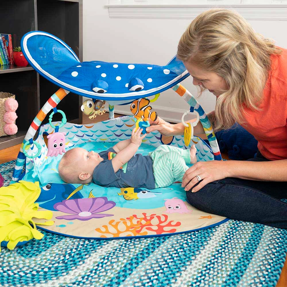 Finding Nemo Mr. Ray Ocean Lights & Music Gym - 0 month