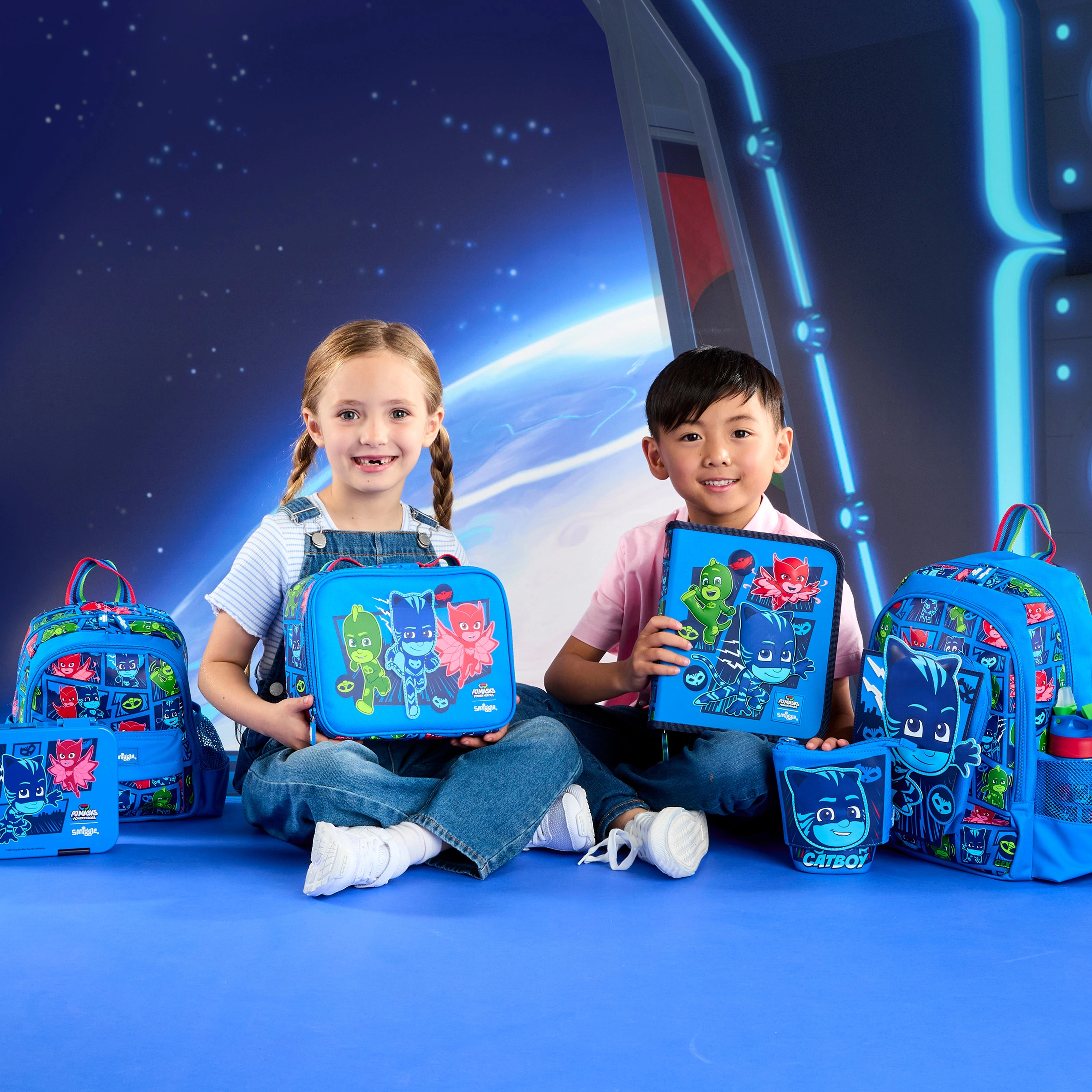 Pj Masks Power Heroes Stationery - 12 markers 12 coloured pencils Gift Pack