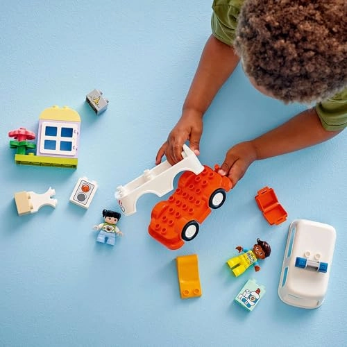 Ambulance & Driver Set (10447) - Educational Montessori Toy 24 months+ multicolor