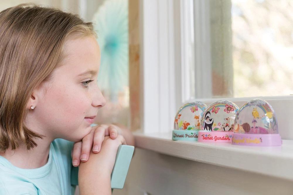 KidzMaker Glitter Rainbow Snow Domes - DIY Craft Kit 2 domes