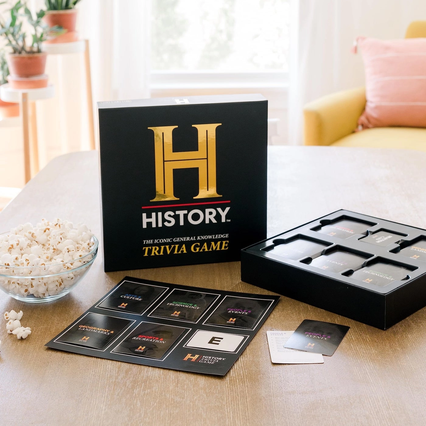 HISTORY Channel Trivia - Deluxe Edition + 80s & 90s Expansion Pack