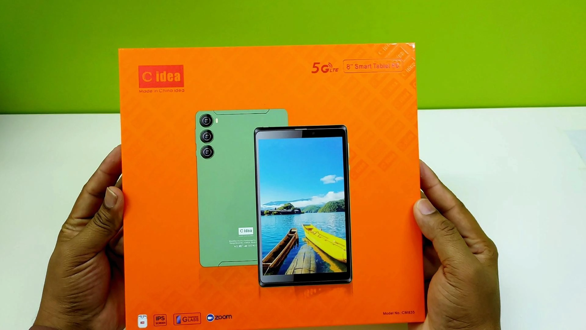 CM835 - 8 GB 8 in 256 GB