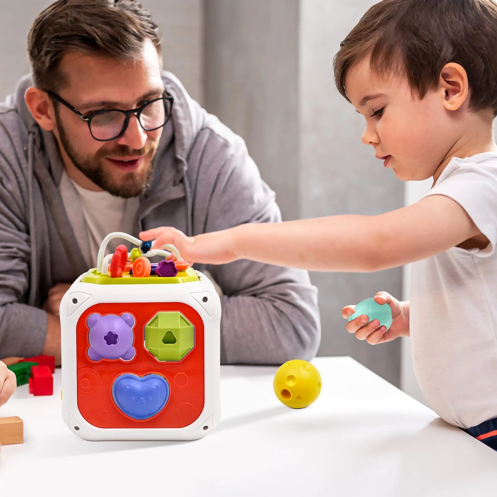 Multifunction Activity Cube - 18 months+ 8 pieces