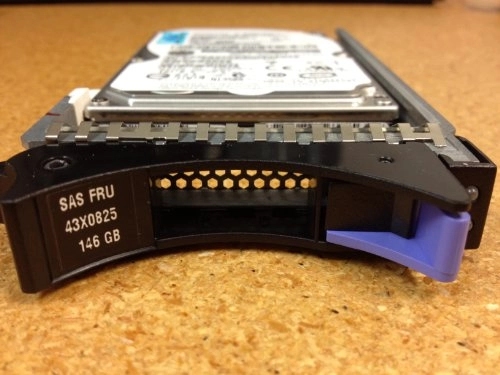2.5" 10Krpm SAS-3 (43X0825) - 146GB