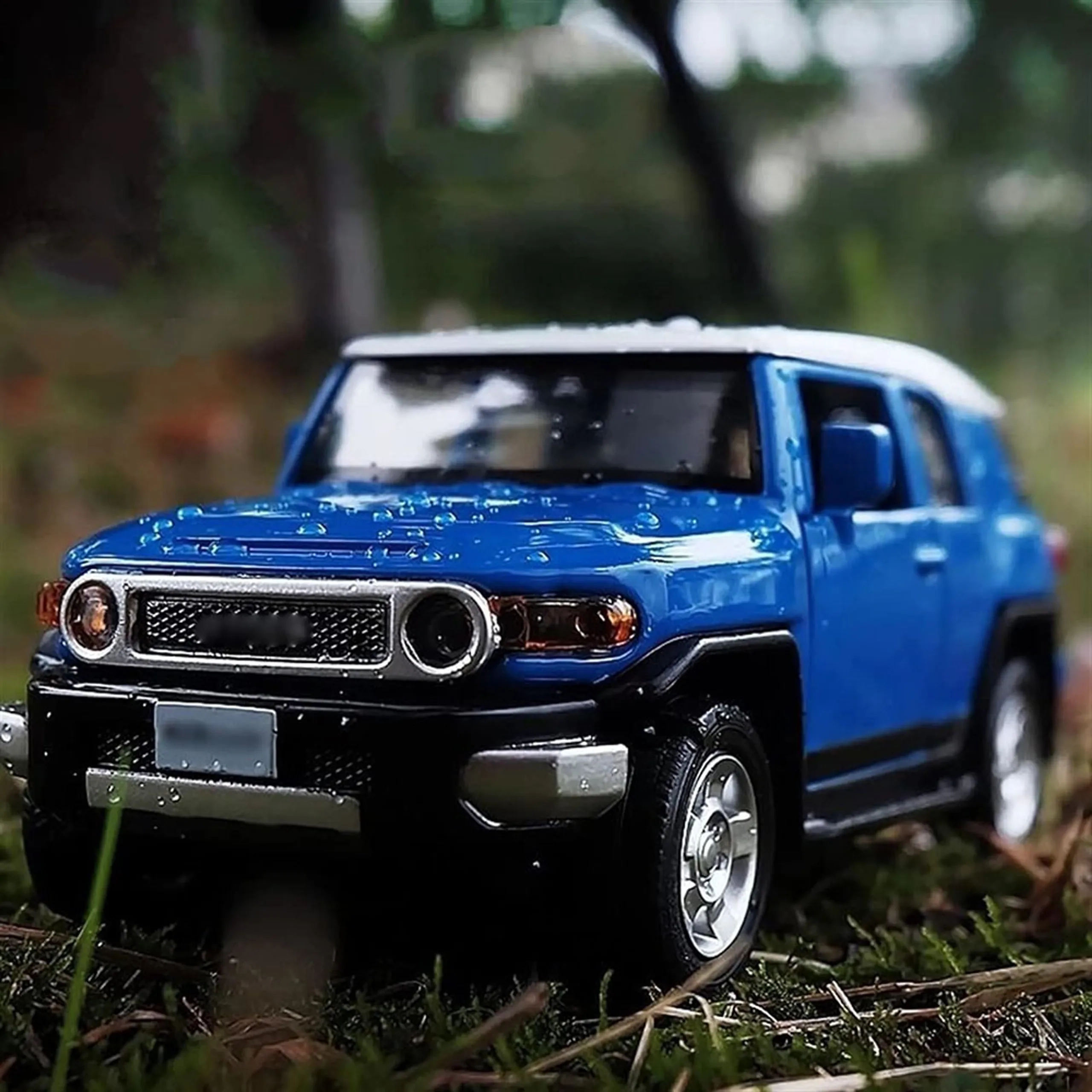 Toyota FJ Cruiser - Die-Cast - 1:32