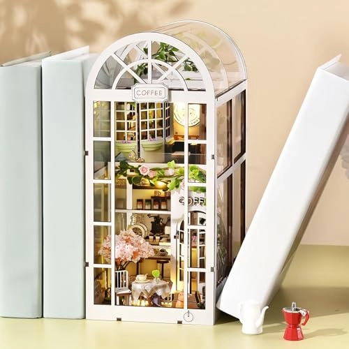 Miniature Dollhouse - Book & Coffee