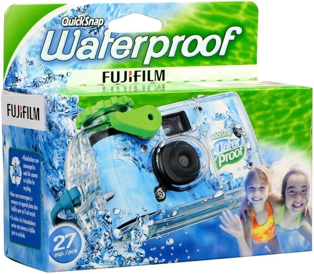 QuickSnap Waterproof - 35mm 27 Exposure + USB Flash Drive - 32 GB + Microfiber Cleaning Cloth