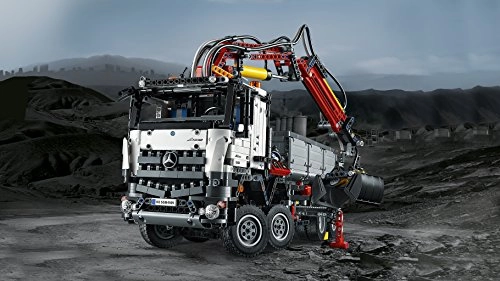 Mercedes-Benz Arocs (42043) - Multicolored