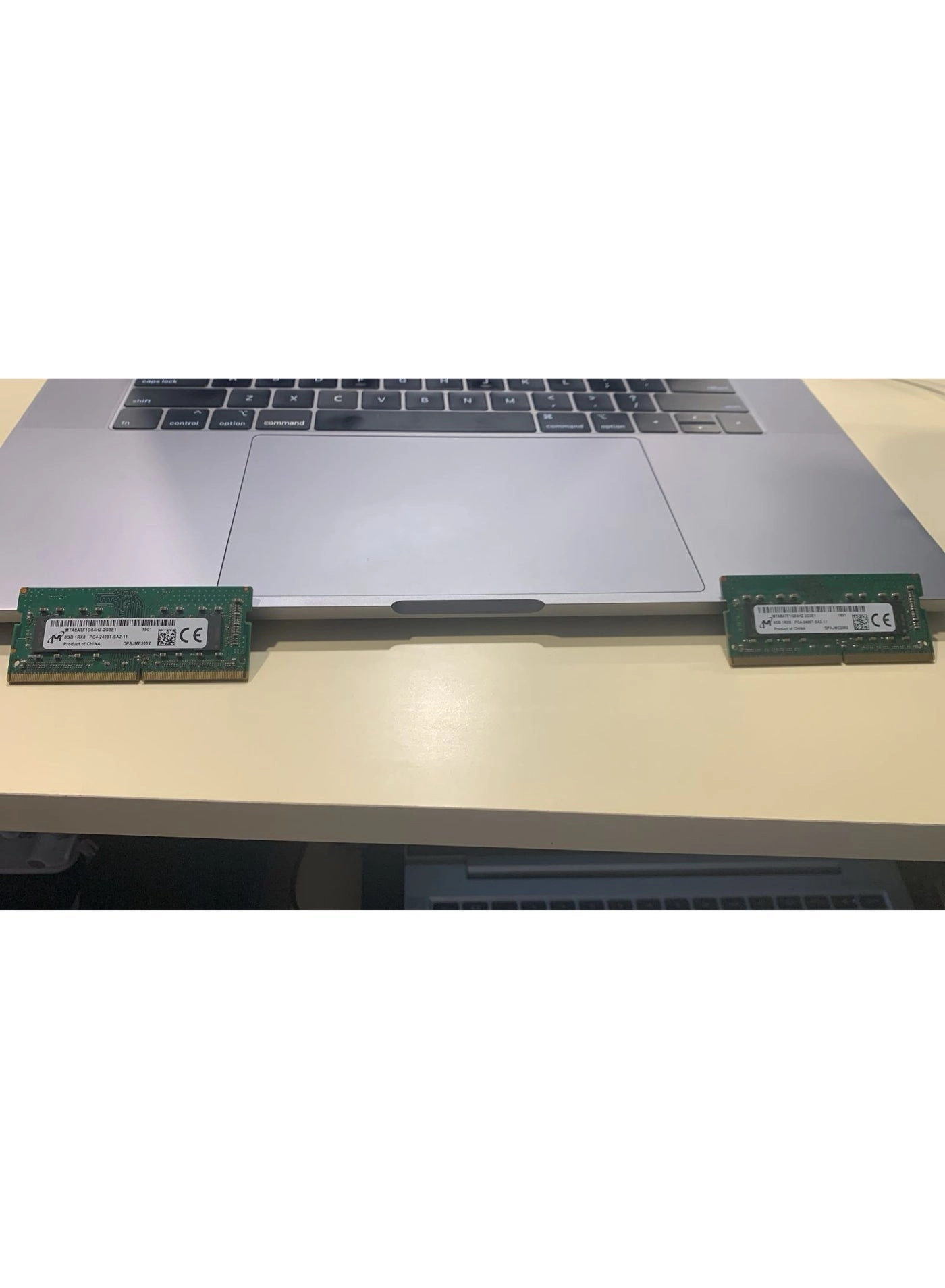 MTA16ATF2G64HZ-2G3H1 - 16GB 2400MHz SO-DIMM DDR4