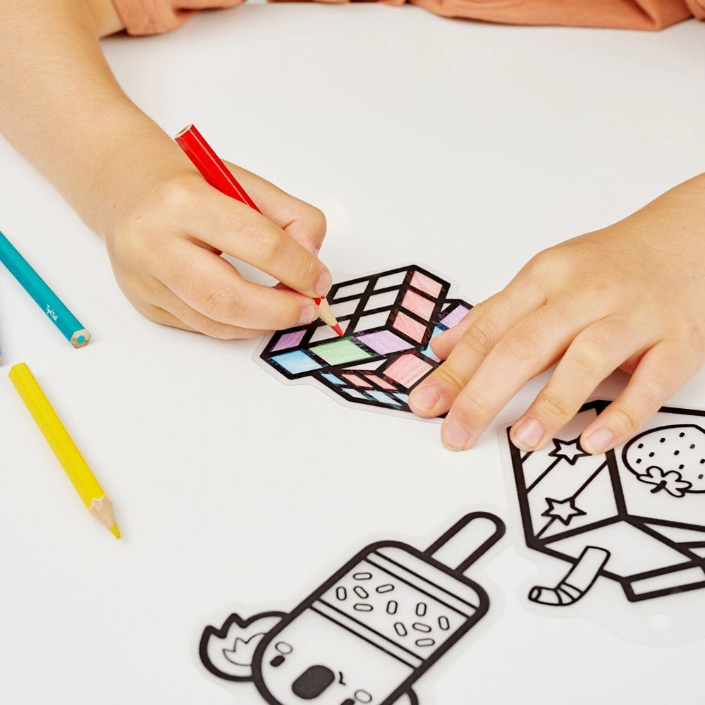 Shrinkorama - 5 pre-cut bag tag designs 3 keychains 6 coloured pencils