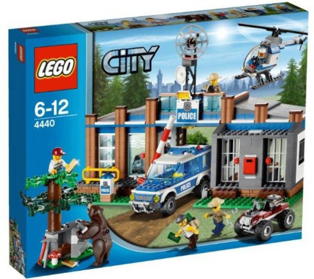 LEGO City Forestry Police Station (4440)