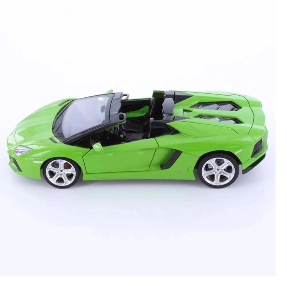 Lamborghini Aventador Roadster - 1:32