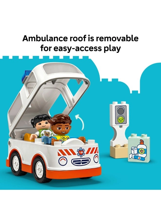 DUPLO Ambulance & Driver (10447) - Vehicle