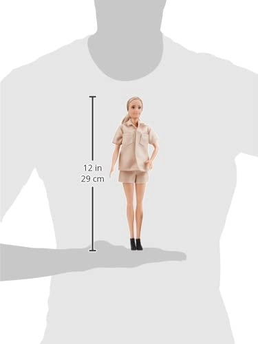 Jane Goodall Doll - Plastic Ages 14+