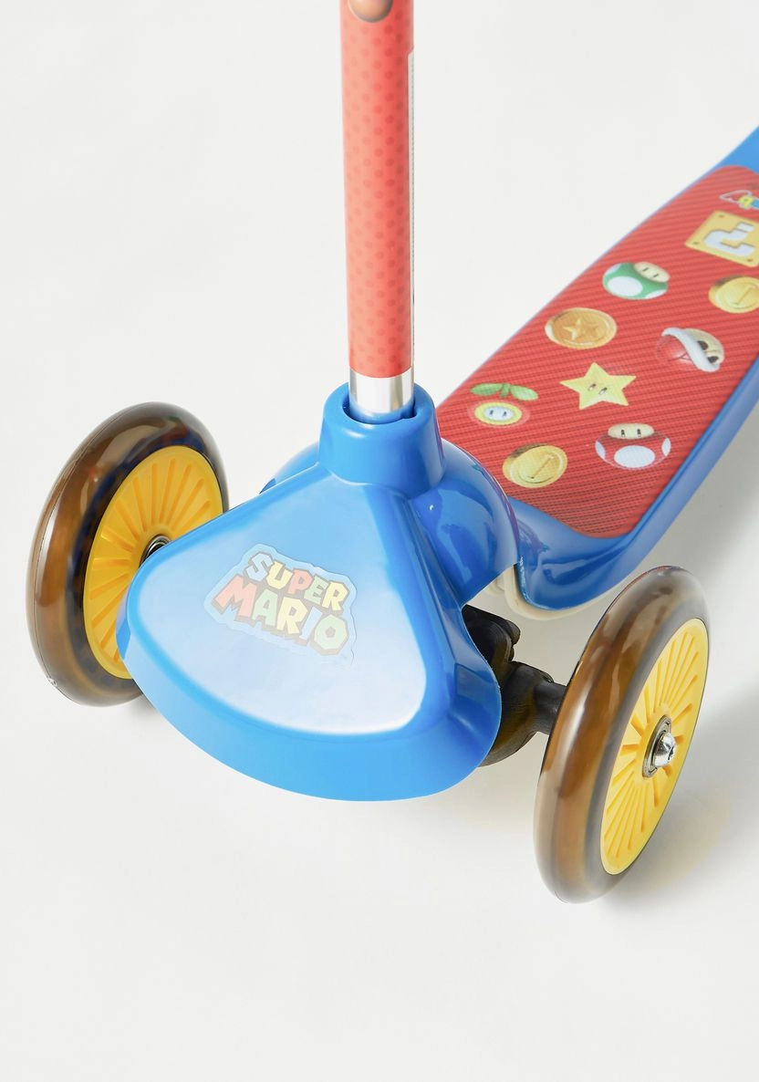 Super Mario Twist 3-Wheel Kick Scooter