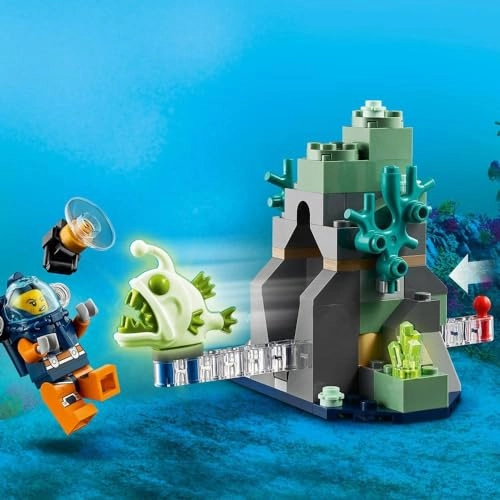 City Ocean Exploration Submarine (60264) - Underwater Drone 4 Minifigures