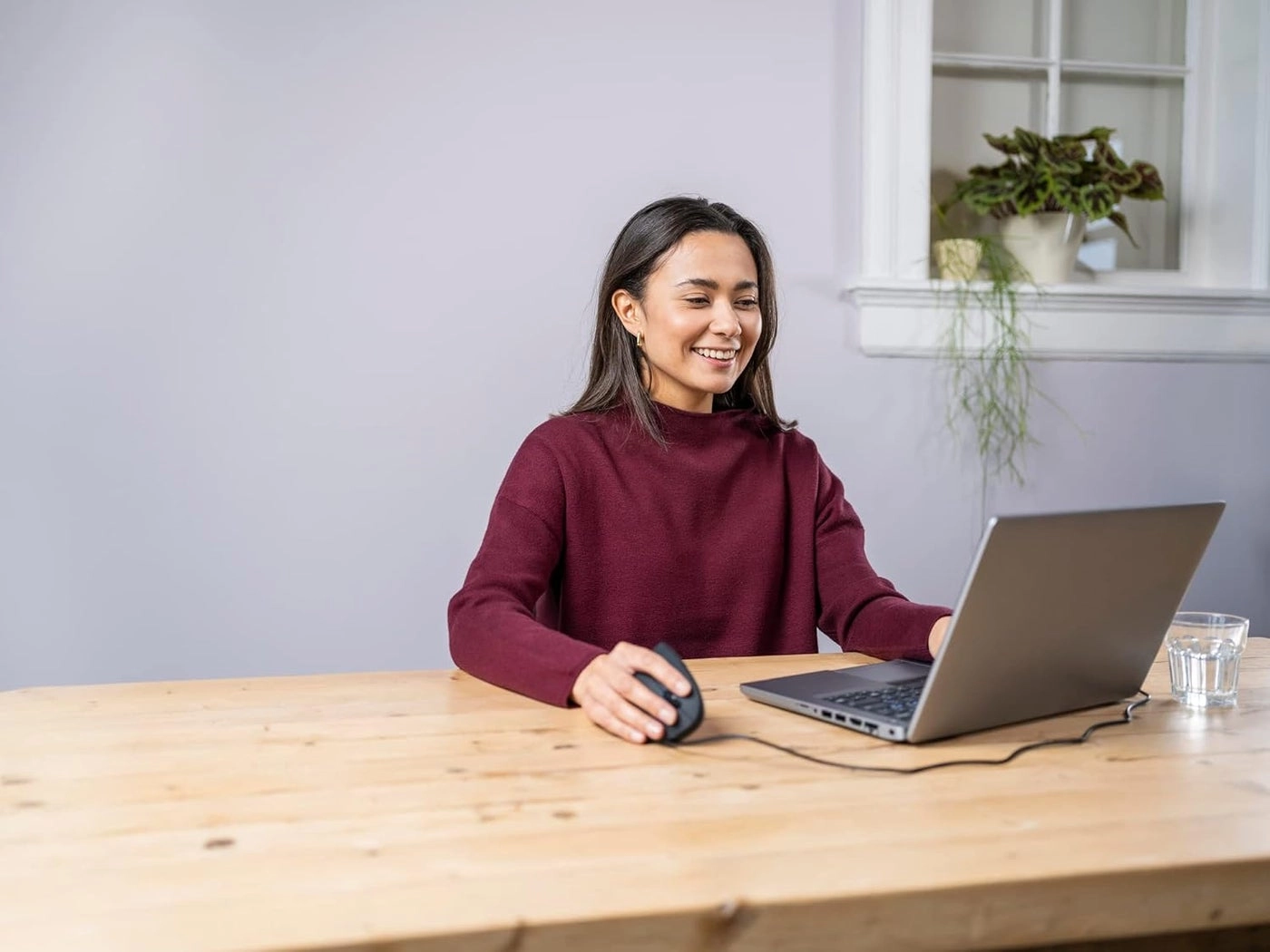 Verto Vertical Ergonomic Mouse - USB