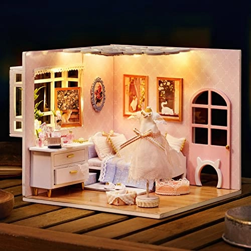 DIY Miniature Dollhouse Kit - Warm Moment 1:24