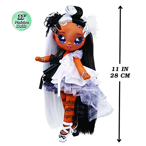 Odette Lakewood Fashion Doll - 11"/28cm Soft Poseable Body Ages 5+